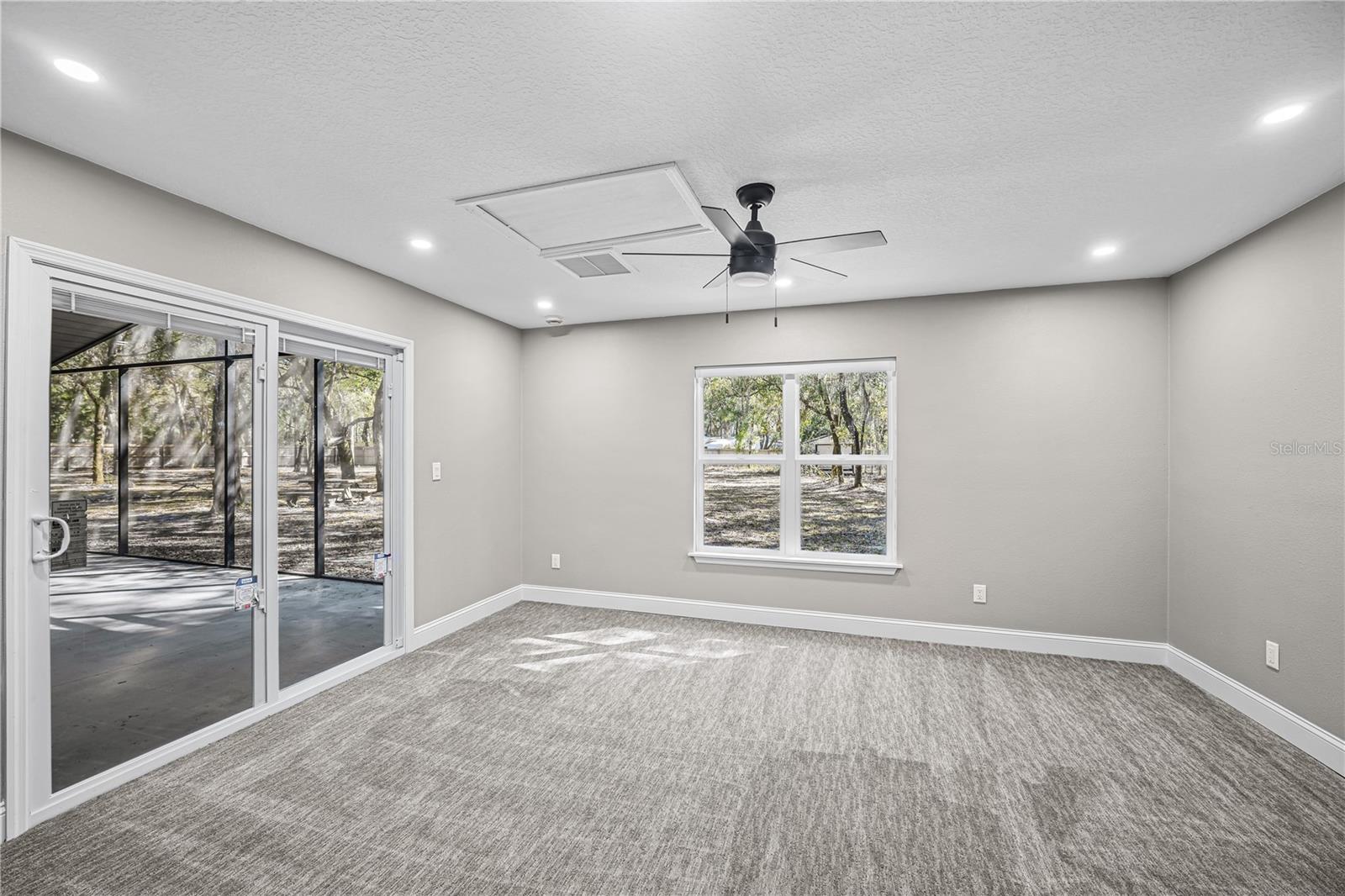 VAILL POINT TERRACE - Residential