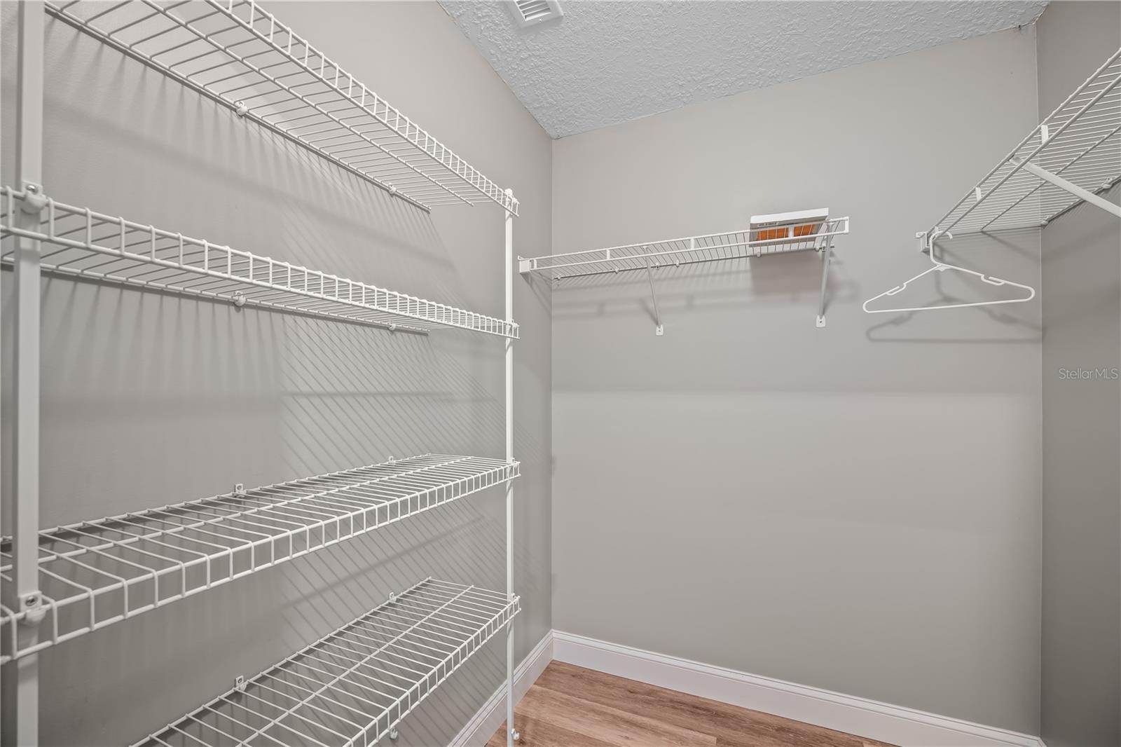 VAILL POINT TERRACE - Residential