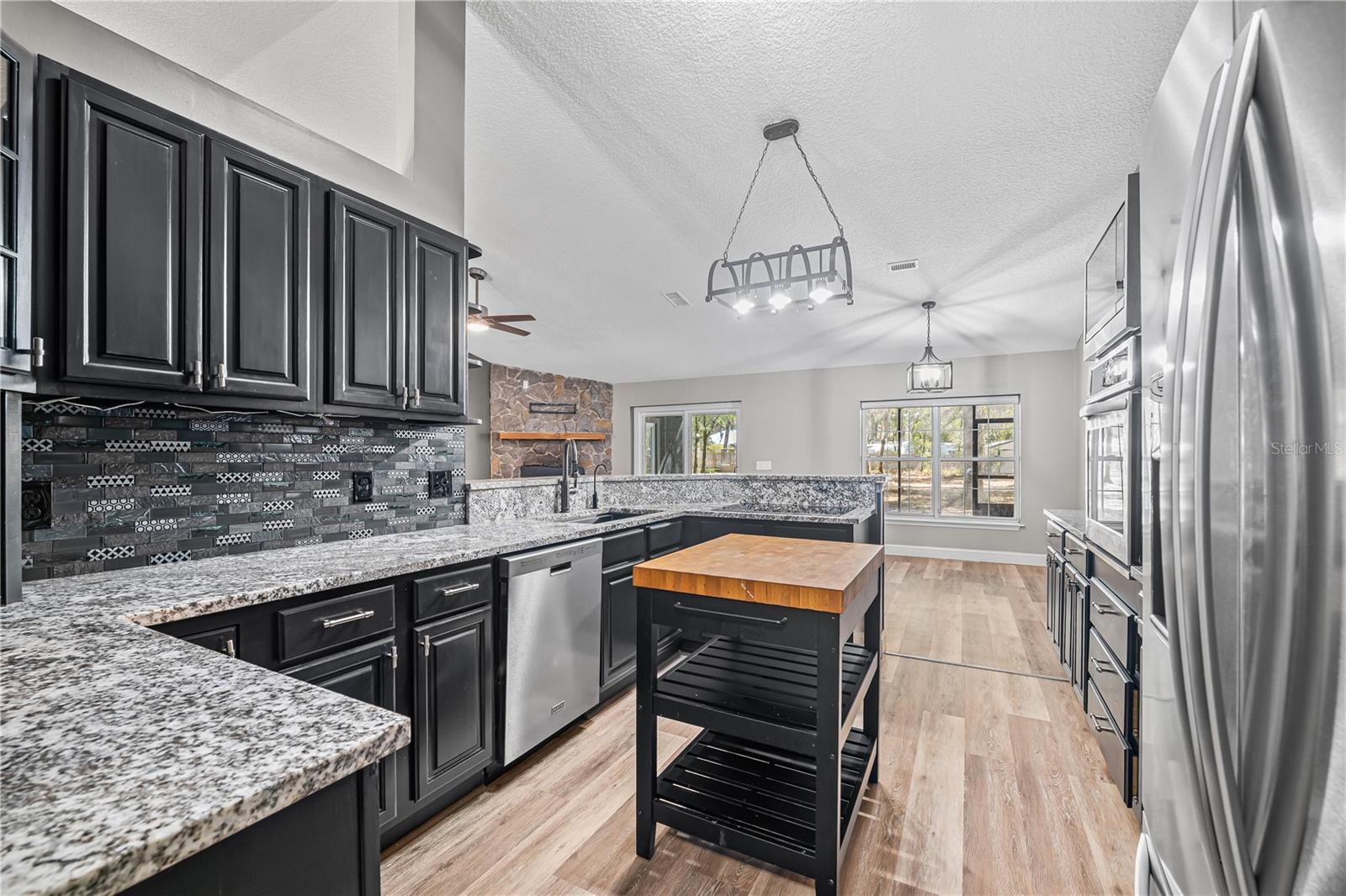 VAILL POINT TERRACE - Residential