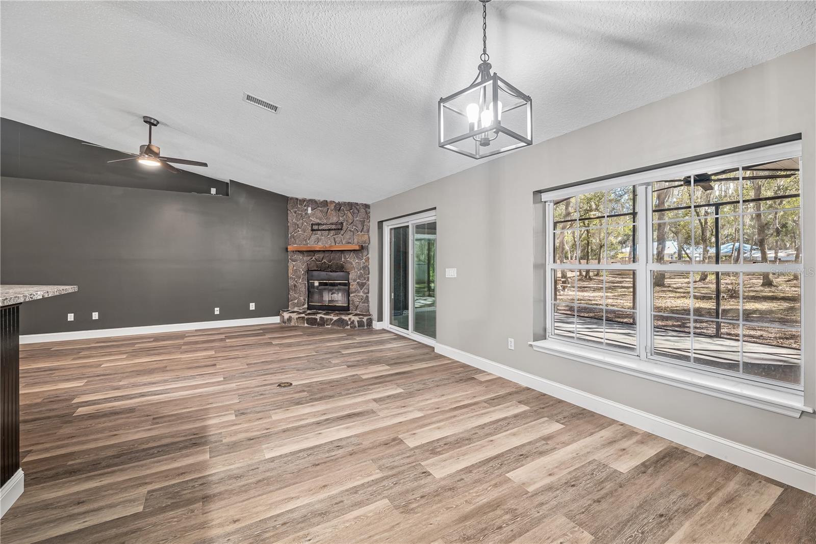 VAILL POINT TERRACE - Residential