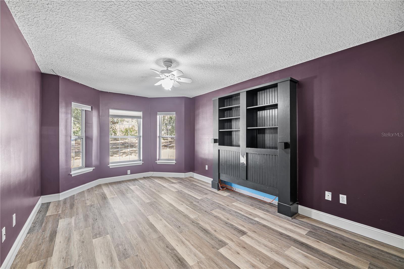 VAILL POINT TERRACE - Residential