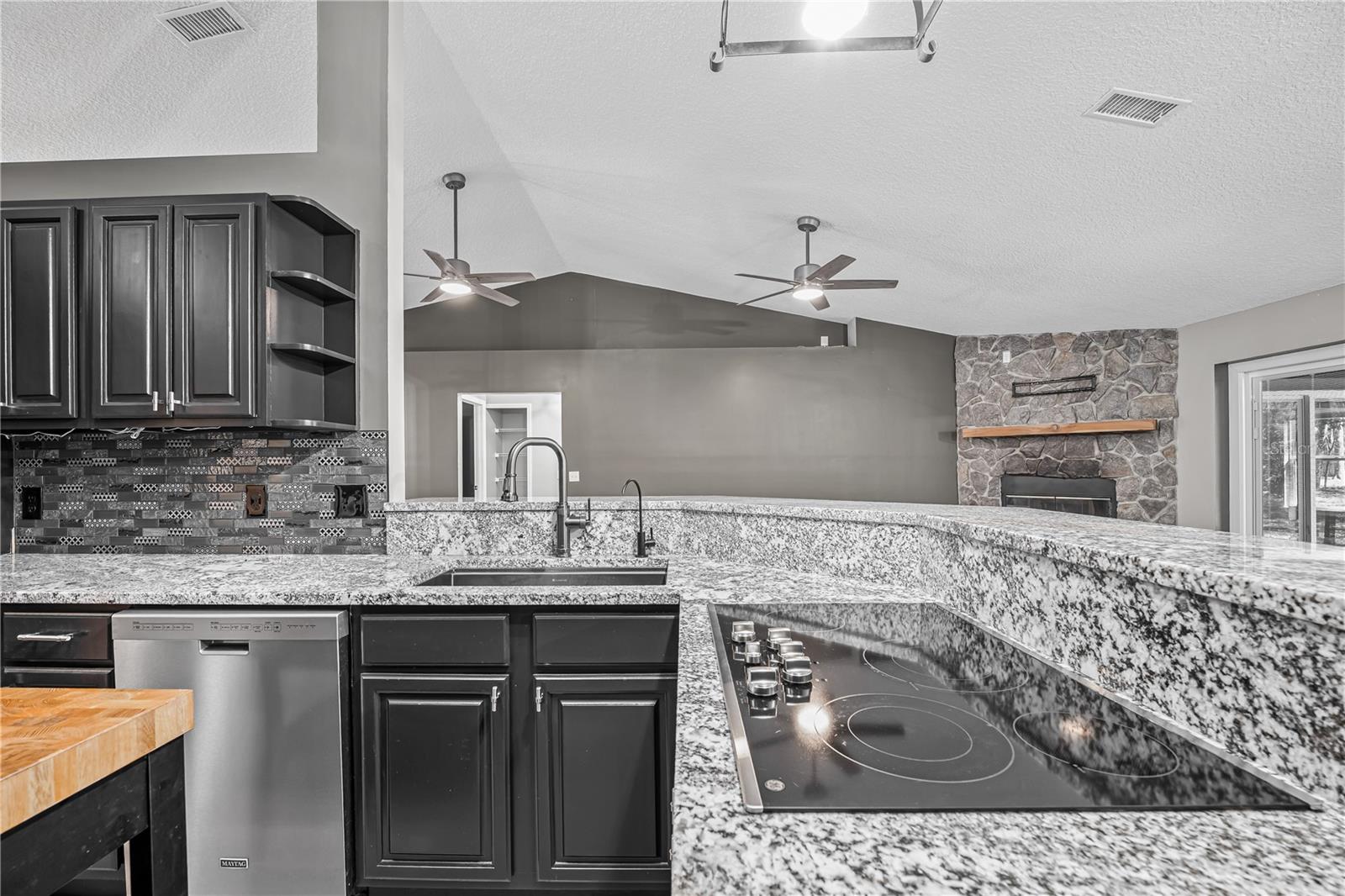 VAILL POINT TERRACE - Residential