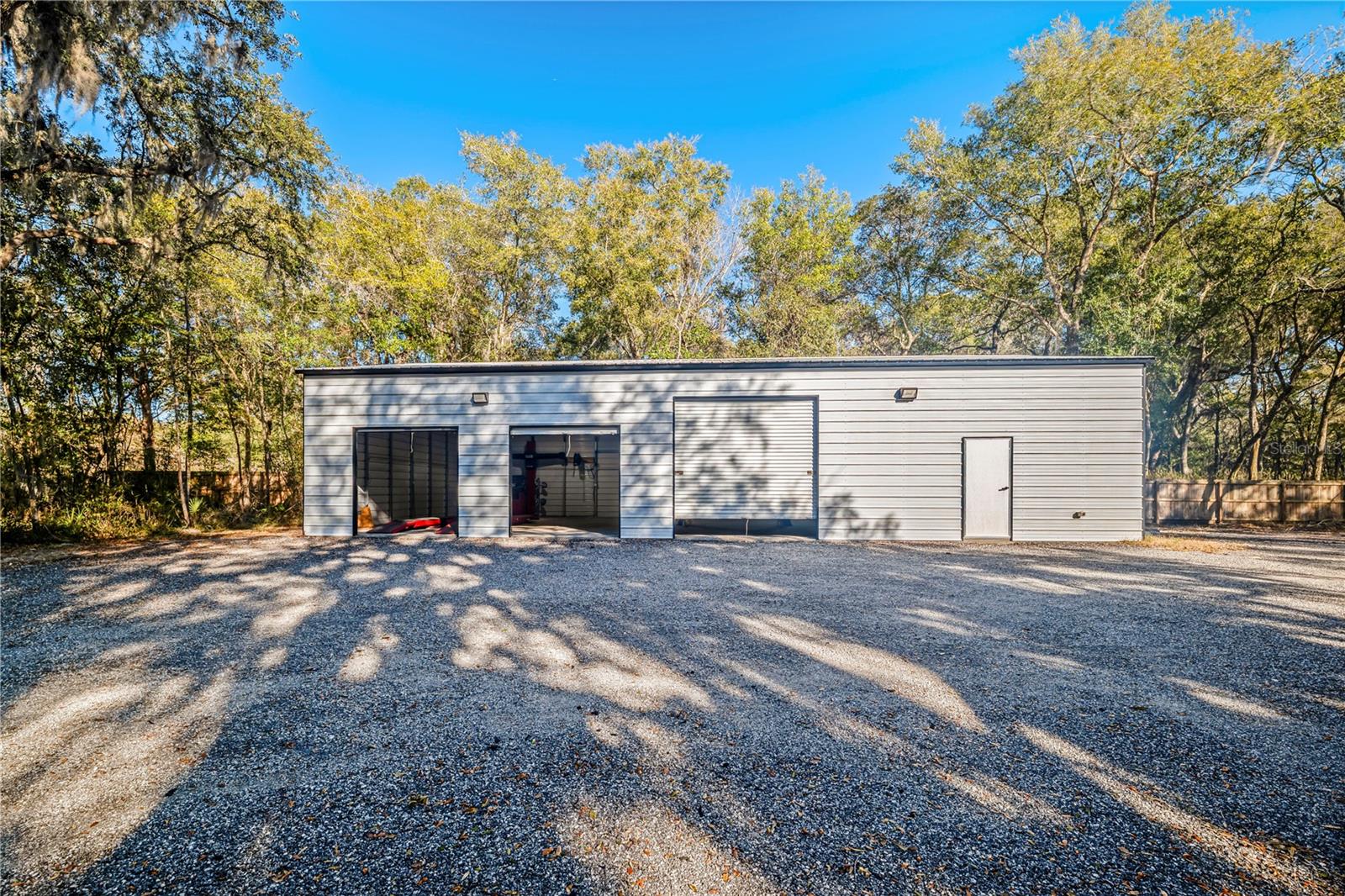 VAILL POINT TERRACE - Residential