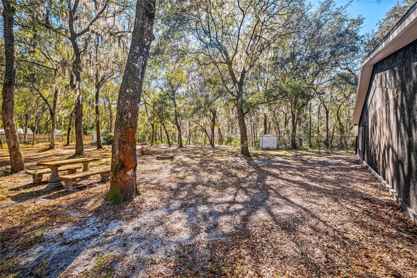 VAILL POINT TERRACE - Residential