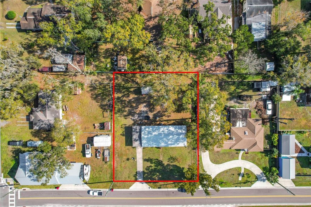 Photo of 708 N Vermont Street, Plant City, FL 33563 (MLS # TB8460577)