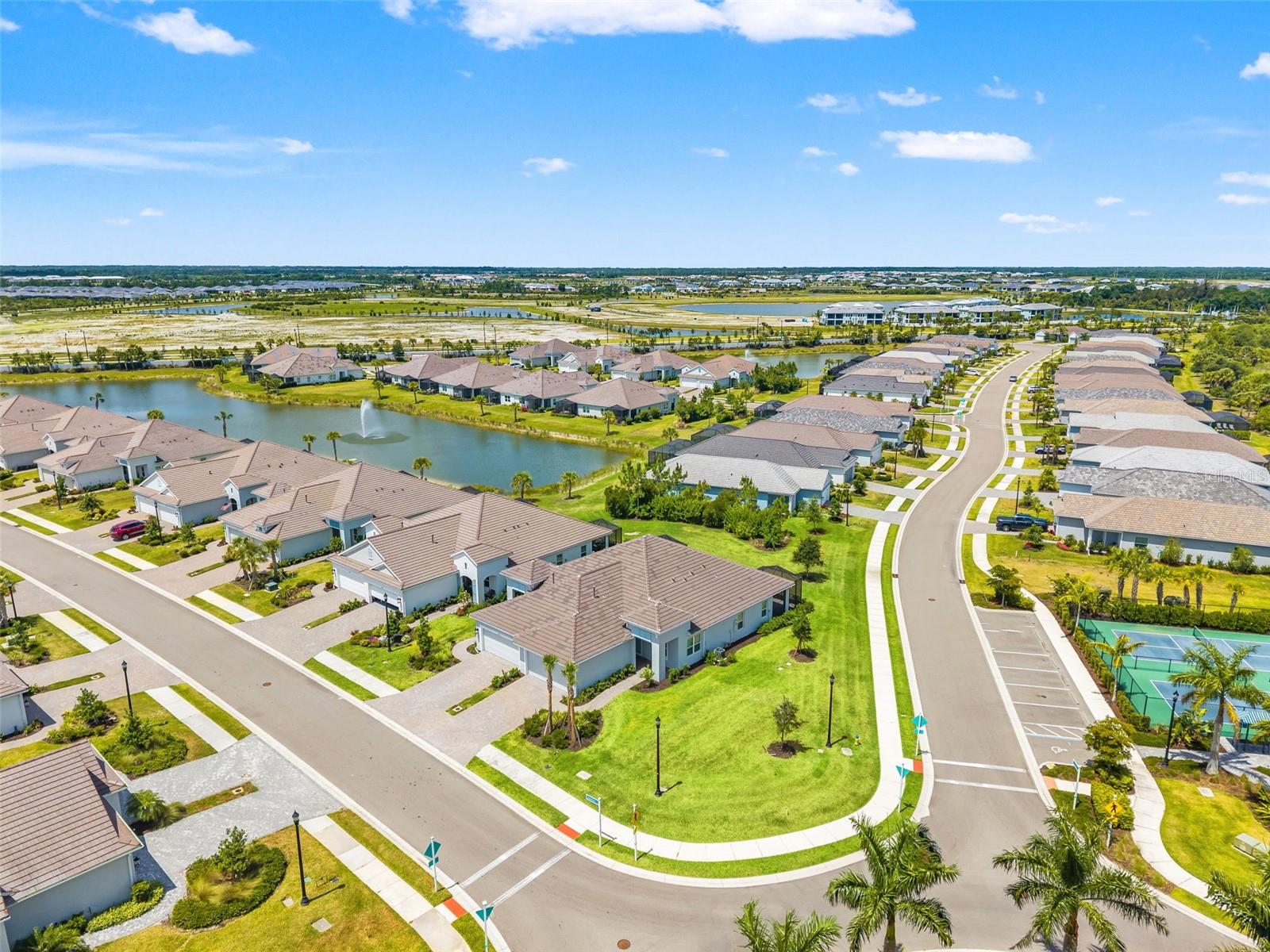 WYSTERIA WELLEN PARK VILLAGE F-4 - Residential