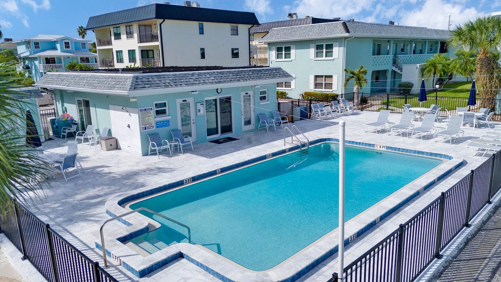 611 GULF DRIVE N A14