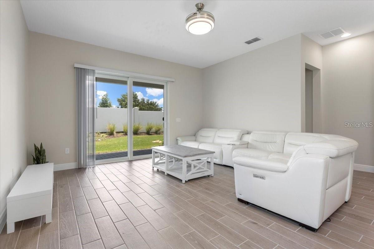 FOUR SEASONS AT ORLANDO PH 3B - Residential