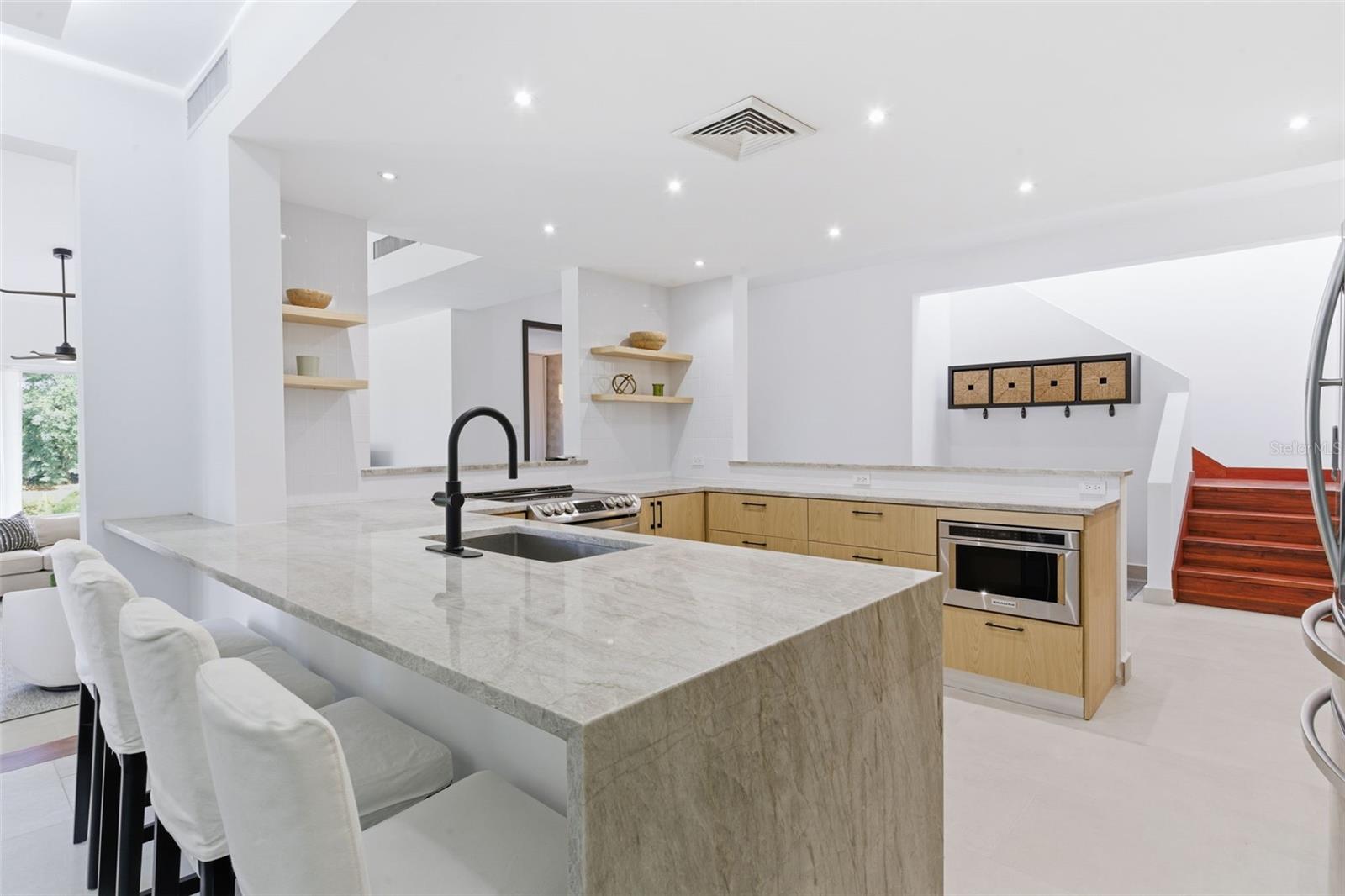 THE FAIRWAYS VILLAS - Residential