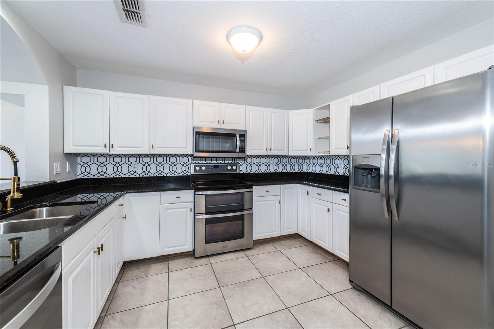 AVALON BY SEA - Residential