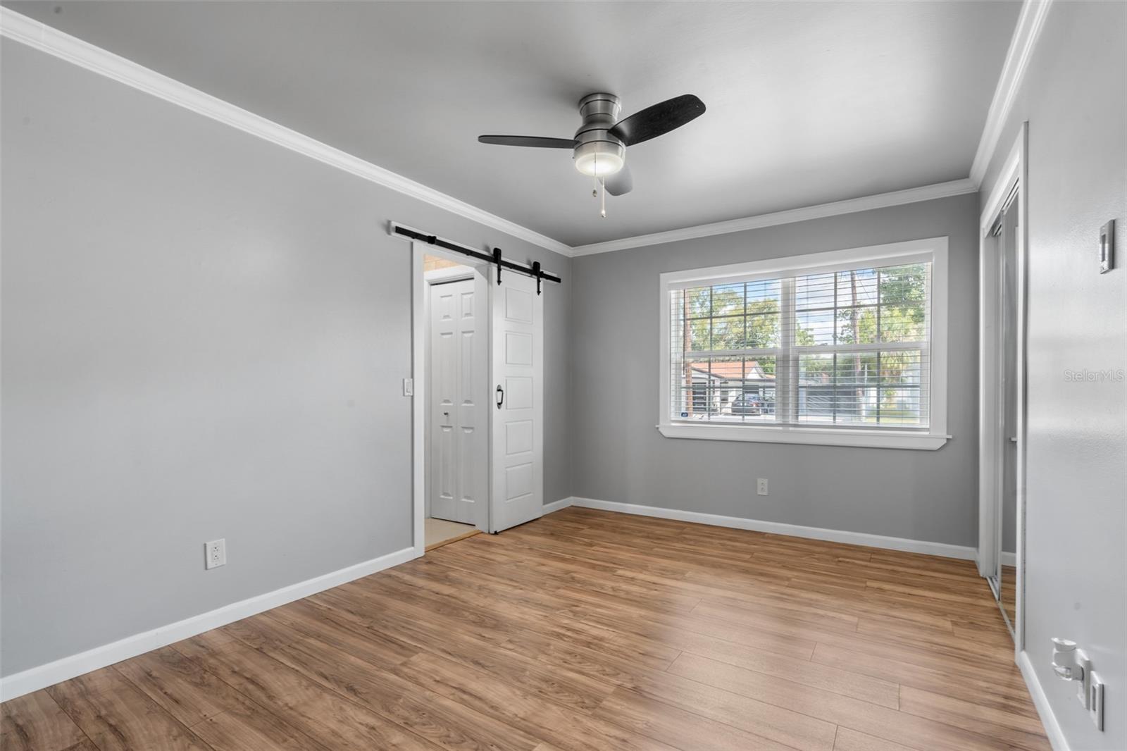 SILVER LAKE ESTATES - Residential