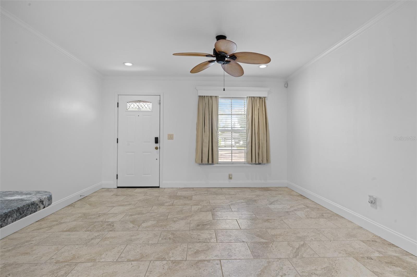 SILVER LAKE ESTATES - Residential