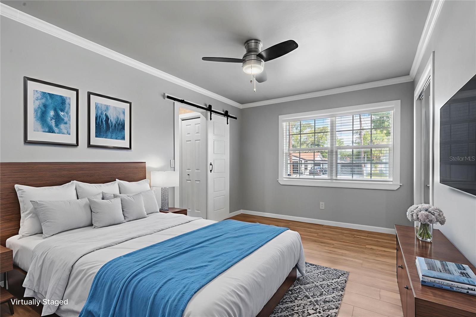 SILVER LAKE ESTATES - Residential