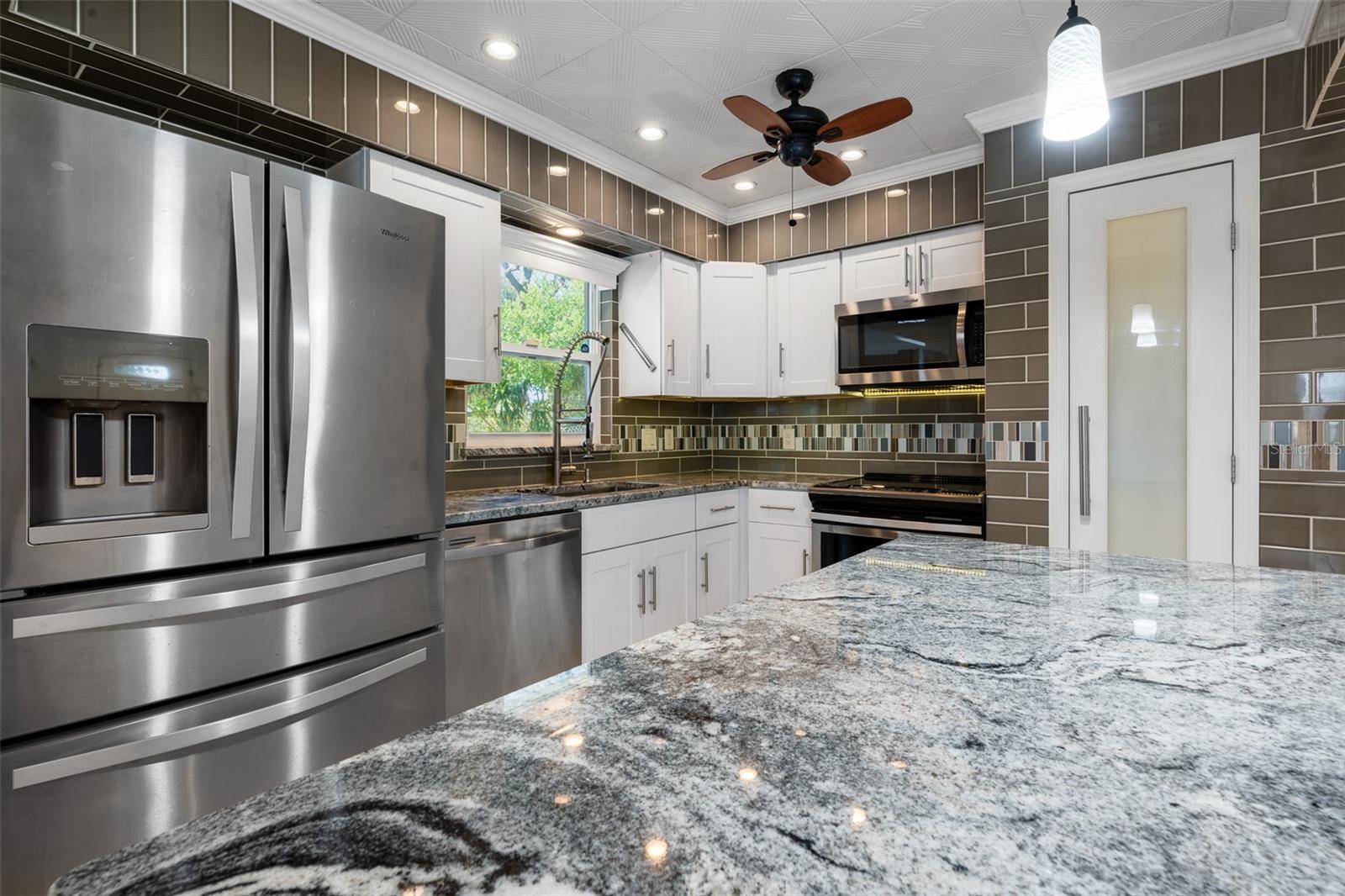 SILVER LAKE ESTATES - Residential