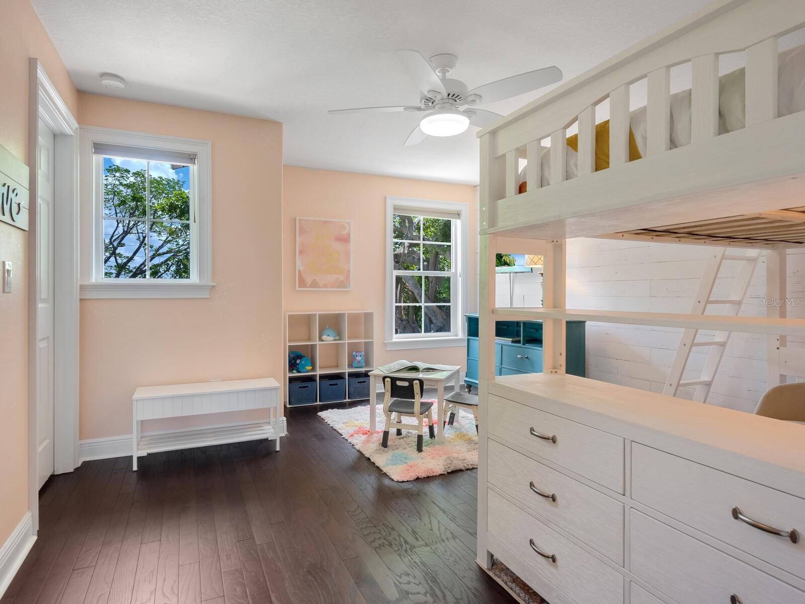 MIRA MAR SUB - Residential