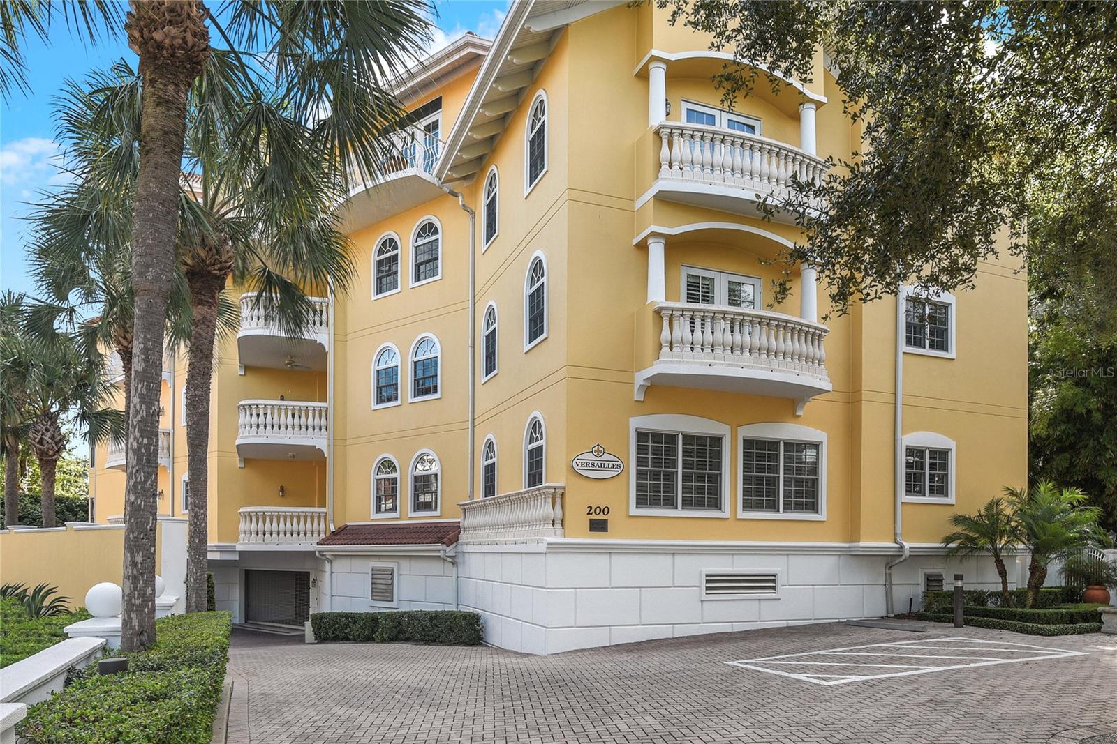 VERSAILLES WINTER PARK CONDO - Residential