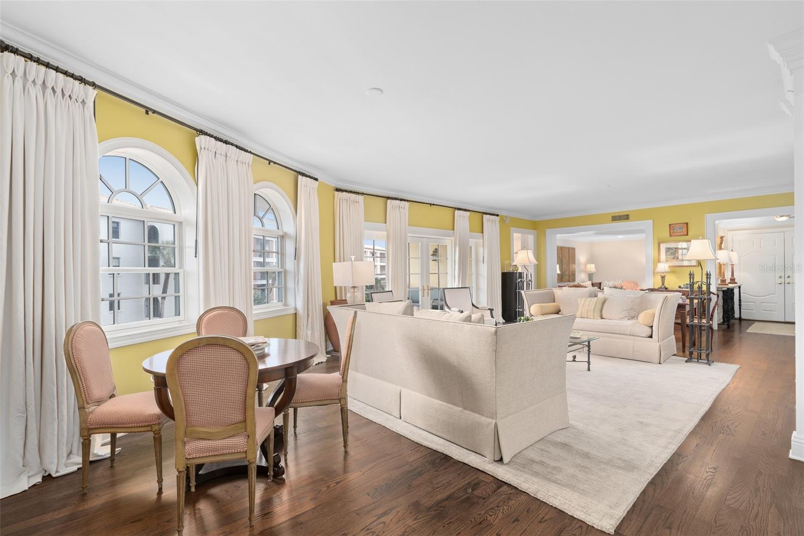 VERSAILLES WINTER PARK CONDO - Residential