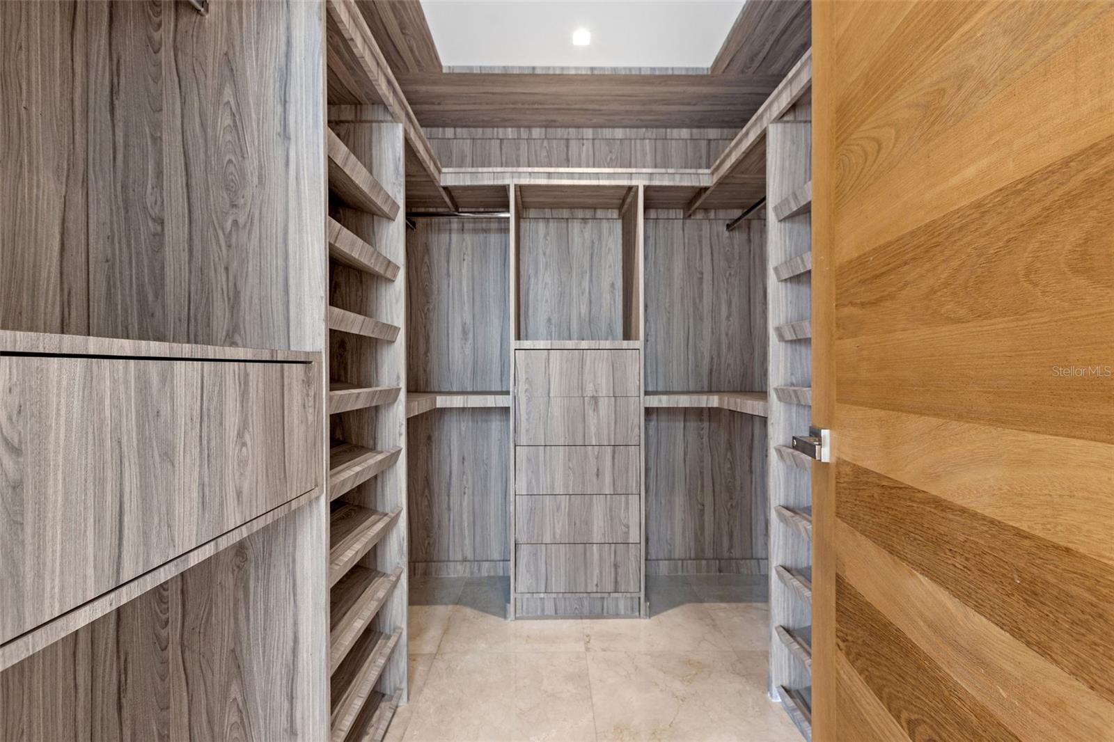 PLAZA DE DIEGO - Residential