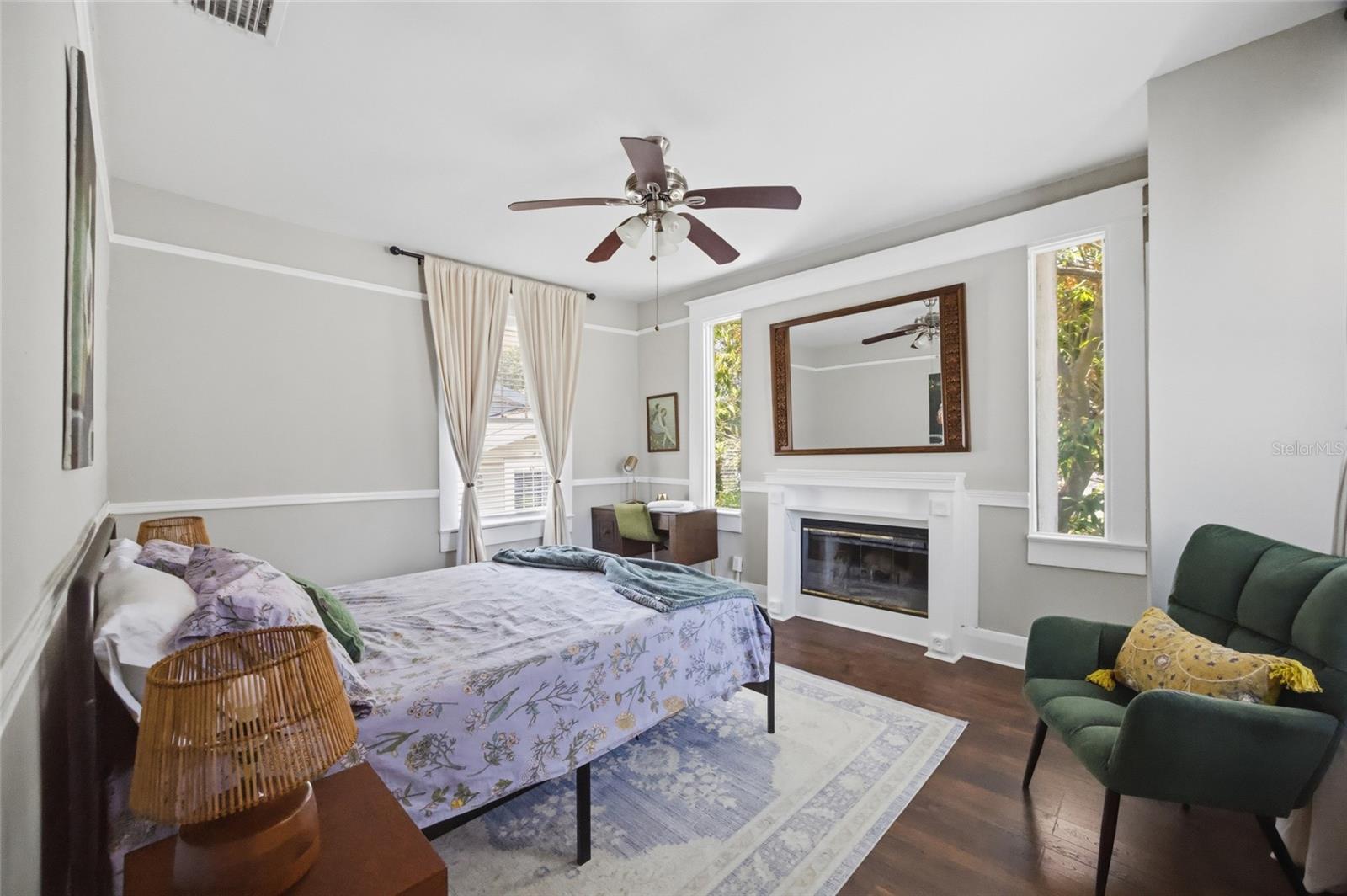 CARLTON PLACE - Residential