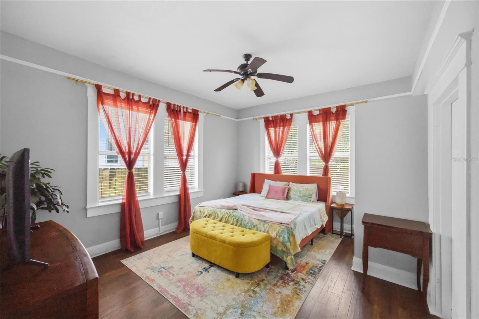 CARLTON PLACE - Residential