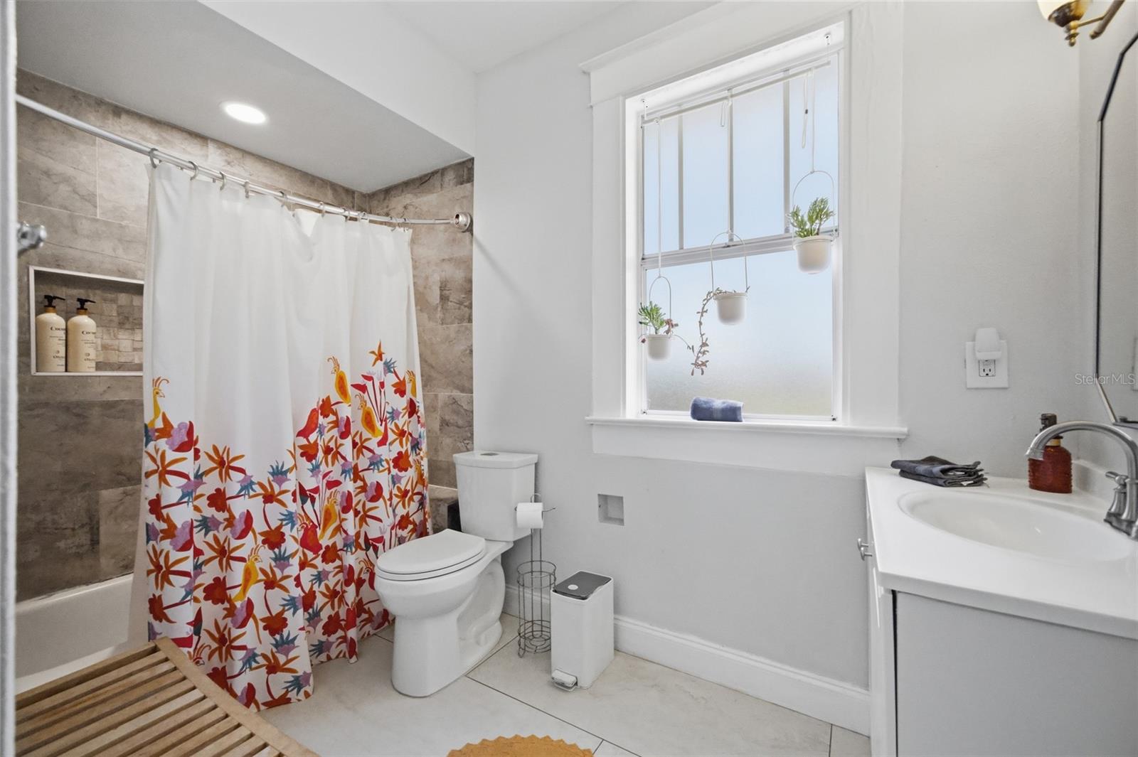 CARLTON PLACE - Residential