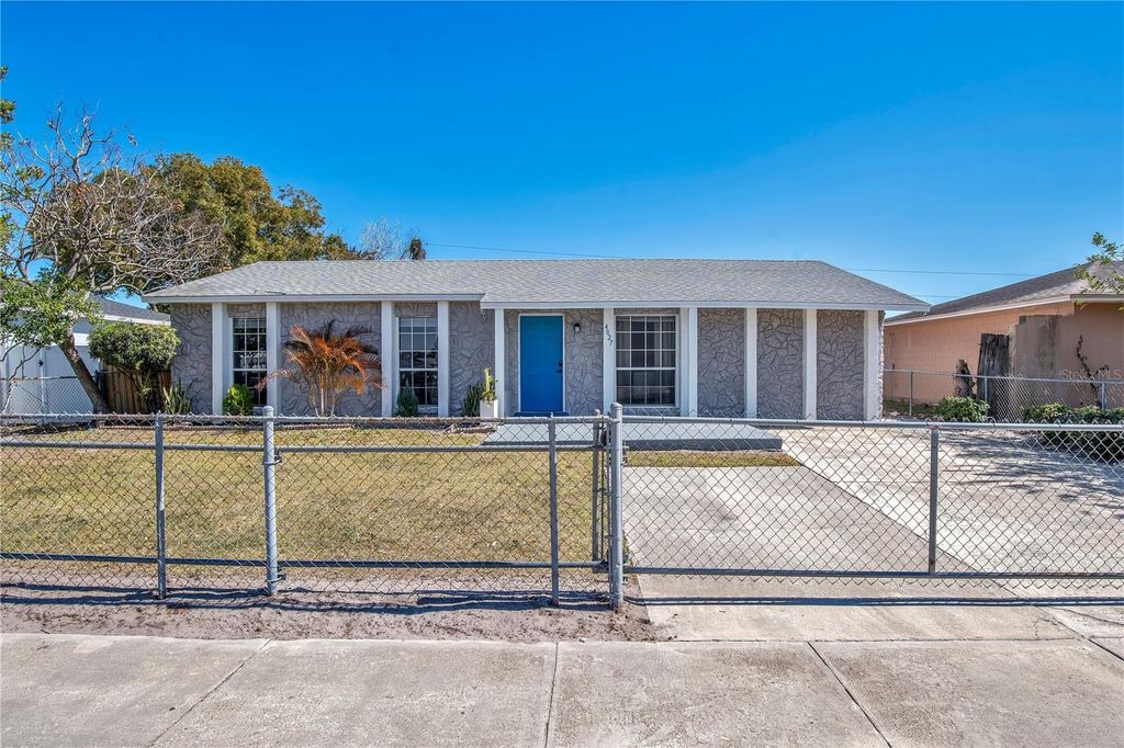 Photo of 4027 Gander Avenue, Orlando, FL 32822 (MLS # O6378844)