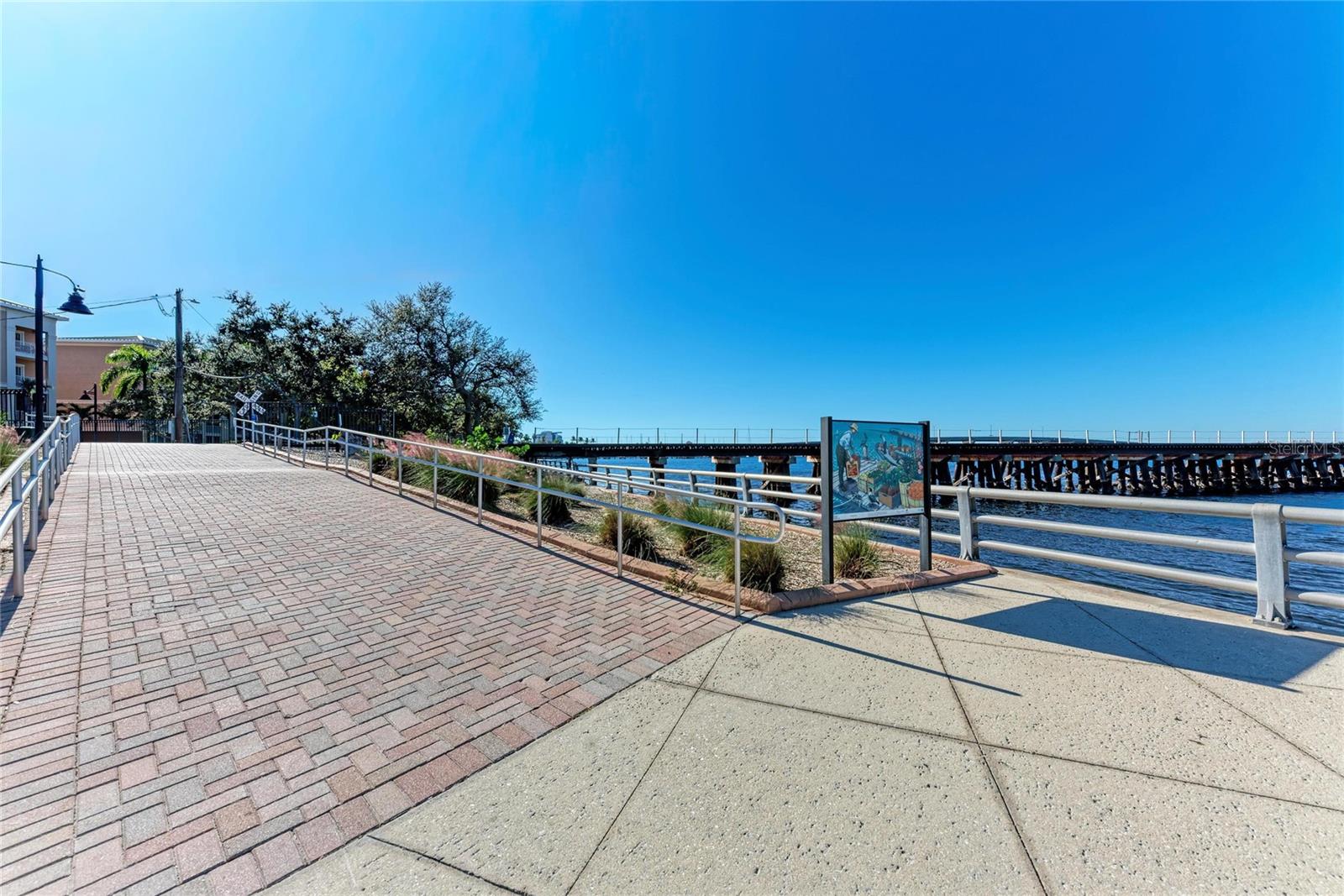 CORAL HEIGHTS COMPREHENSIVE REP - Residential