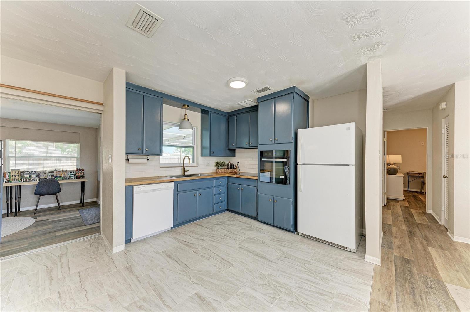 CORAL HEIGHTS COMPREHENSIVE REP - Residential