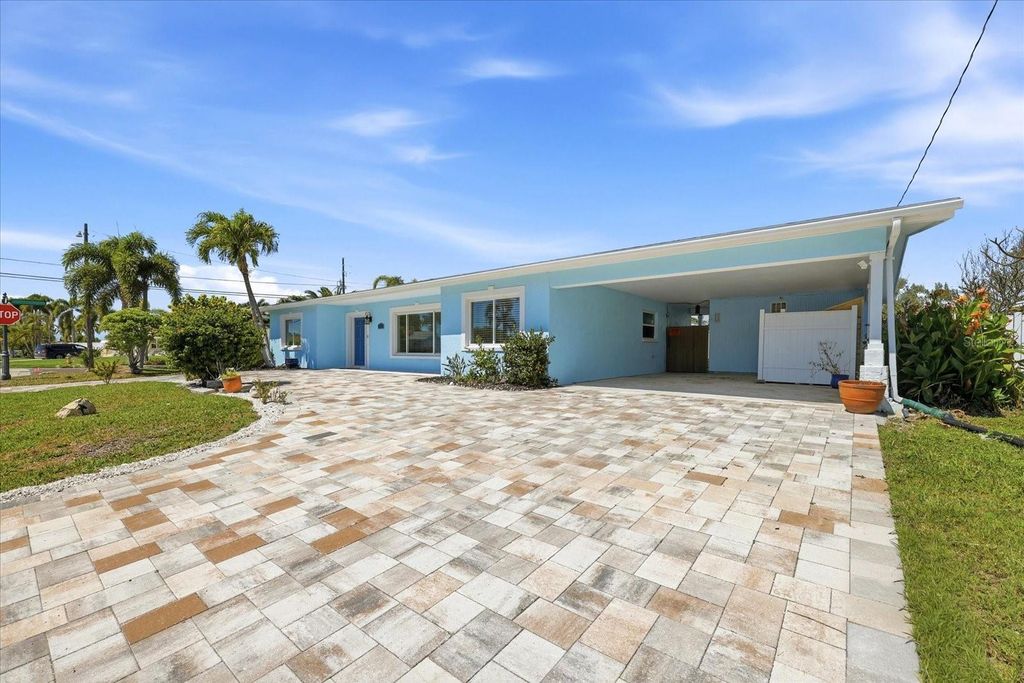 Photo of 7891 4th Avenue S, St Petersburg, FL 33707 (MLS # TB8487364)