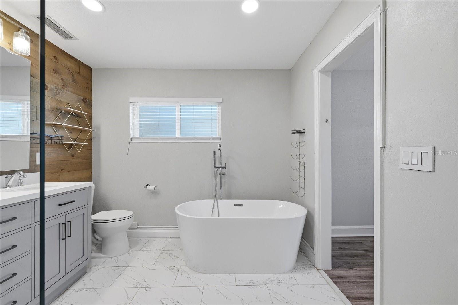 SOUTH CSWY ISLE 4TH ADD - Residential