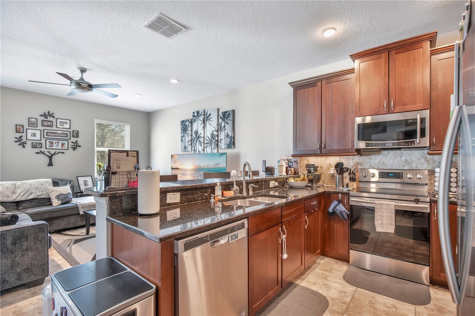 LAKE MARY LANDINGS - Residential