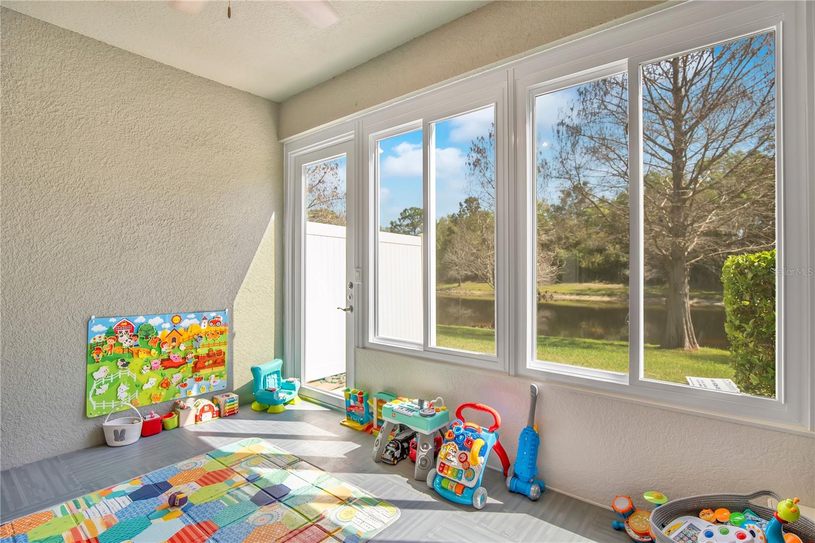 LAKE MARY LANDINGS - Residential