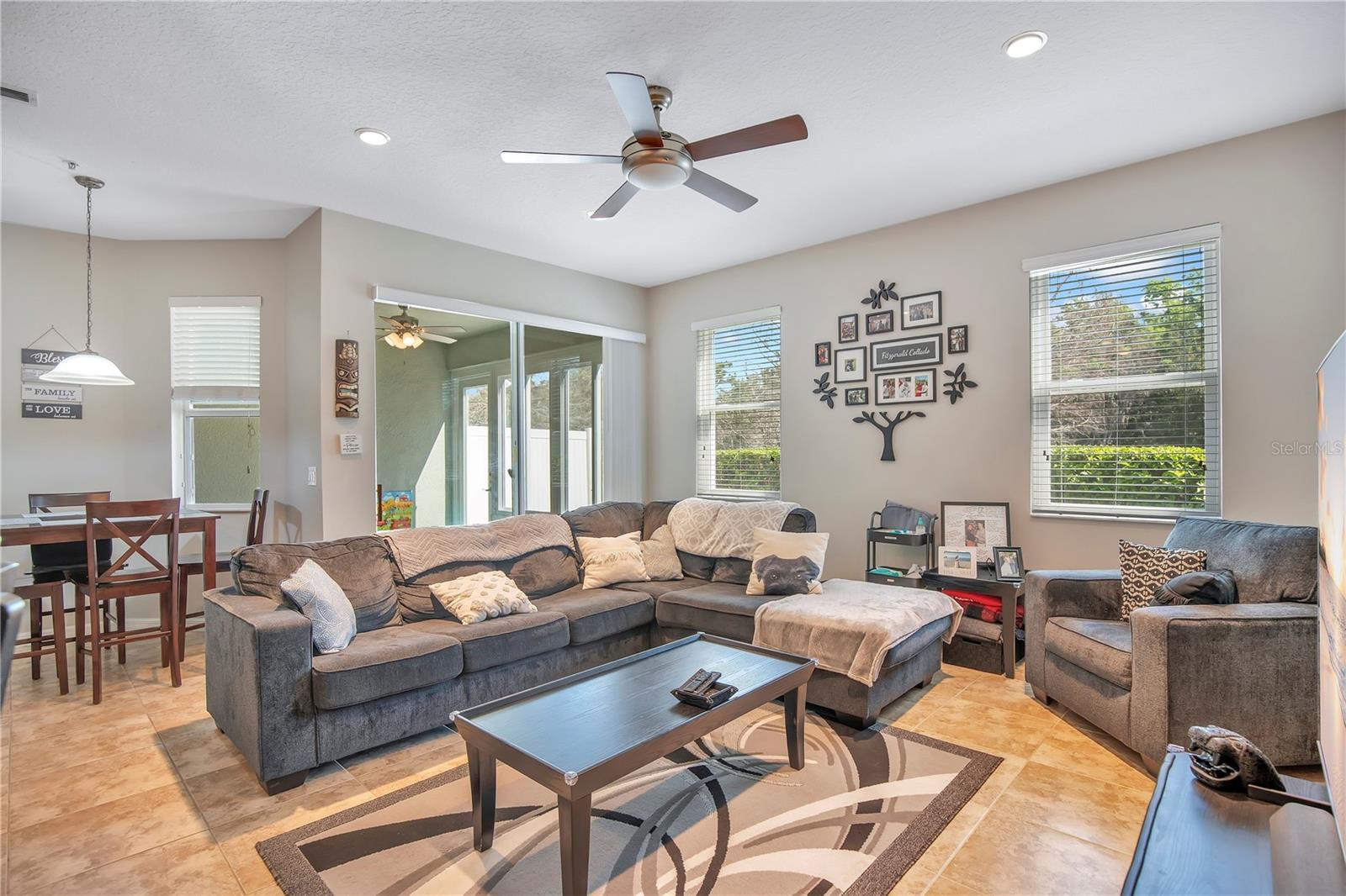 506 CANYON STONE CIRCLE