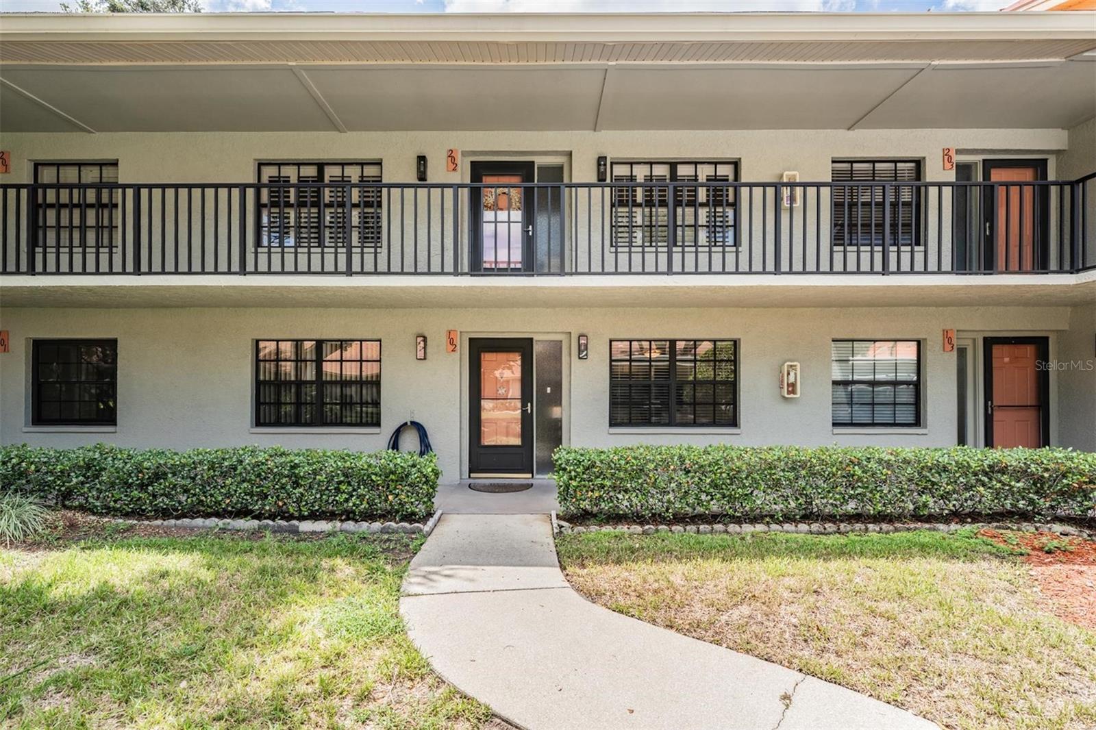 2020 LAKEVIEW DRIVE 102