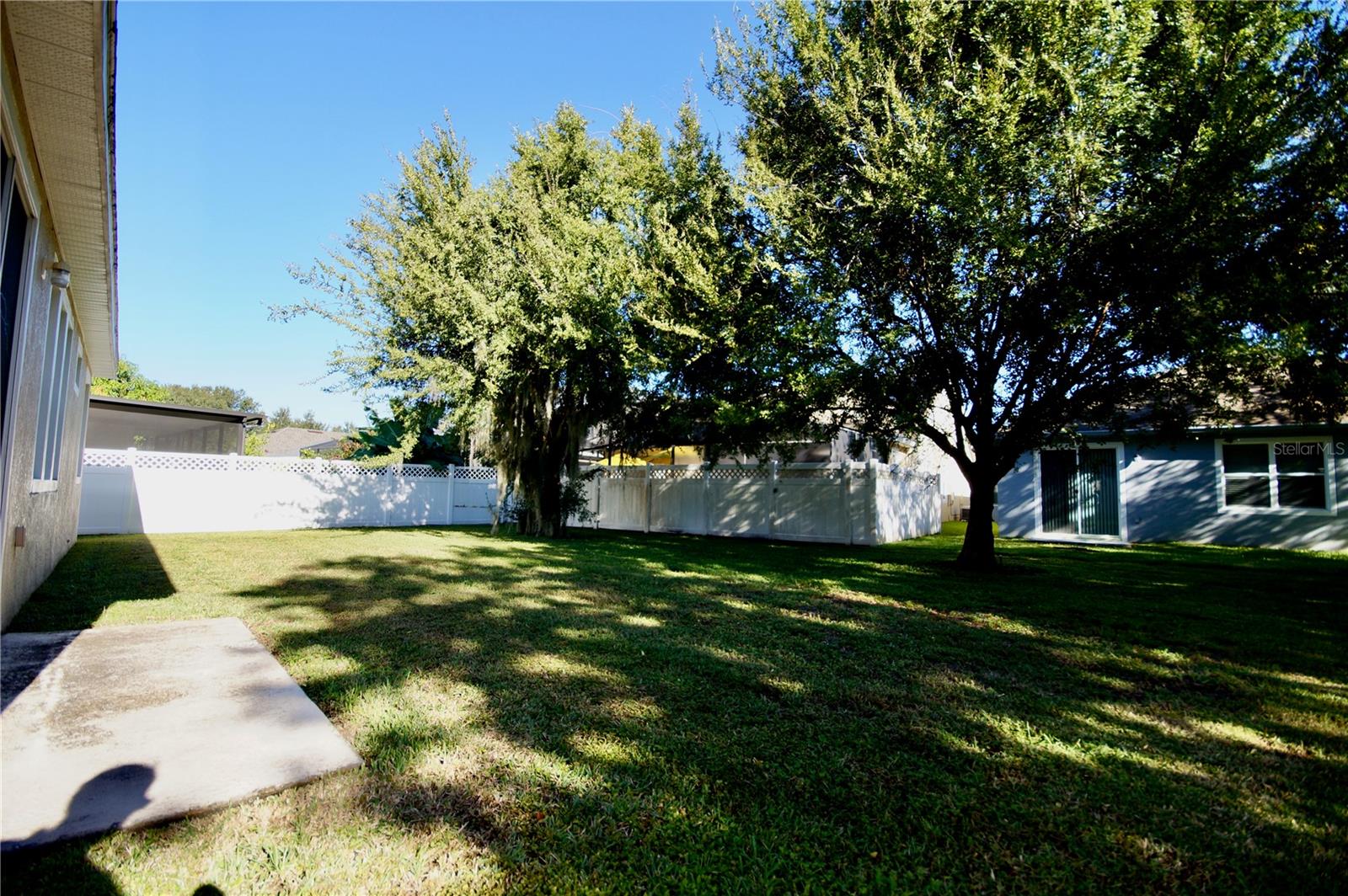 NEWBURY PARK - Residential Lease