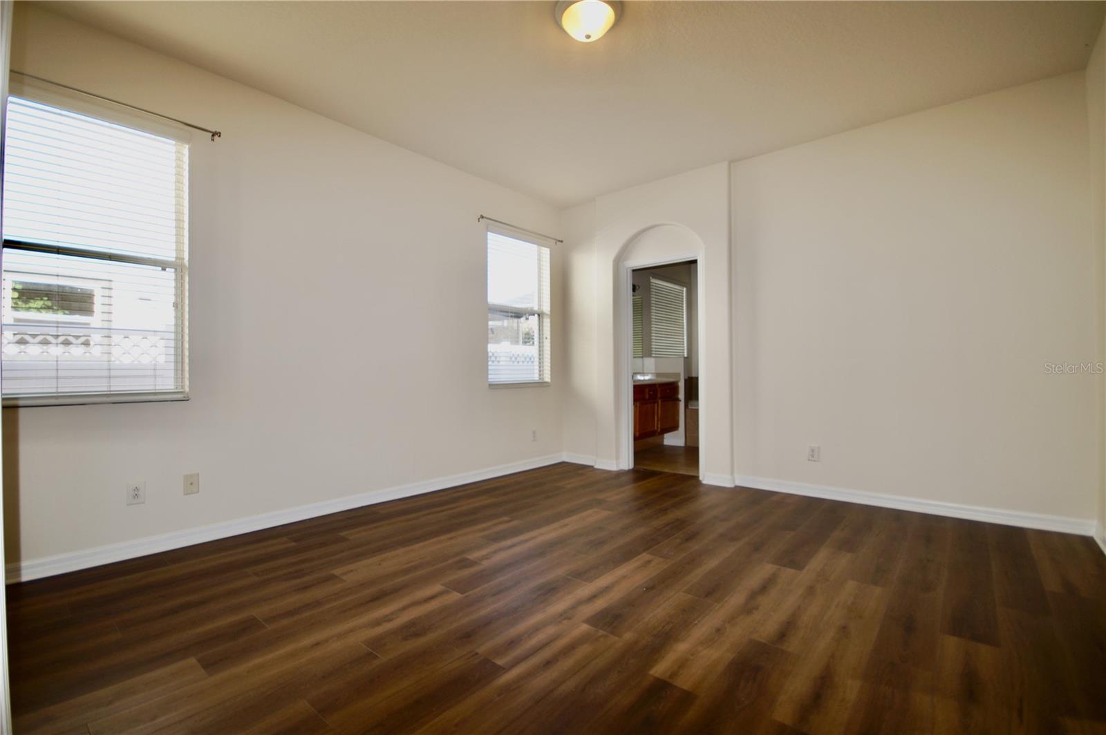 NEWBURY PARK - Residential Lease
