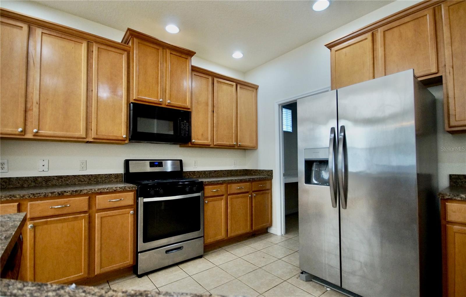 NEWBURY PARK - Residential Lease