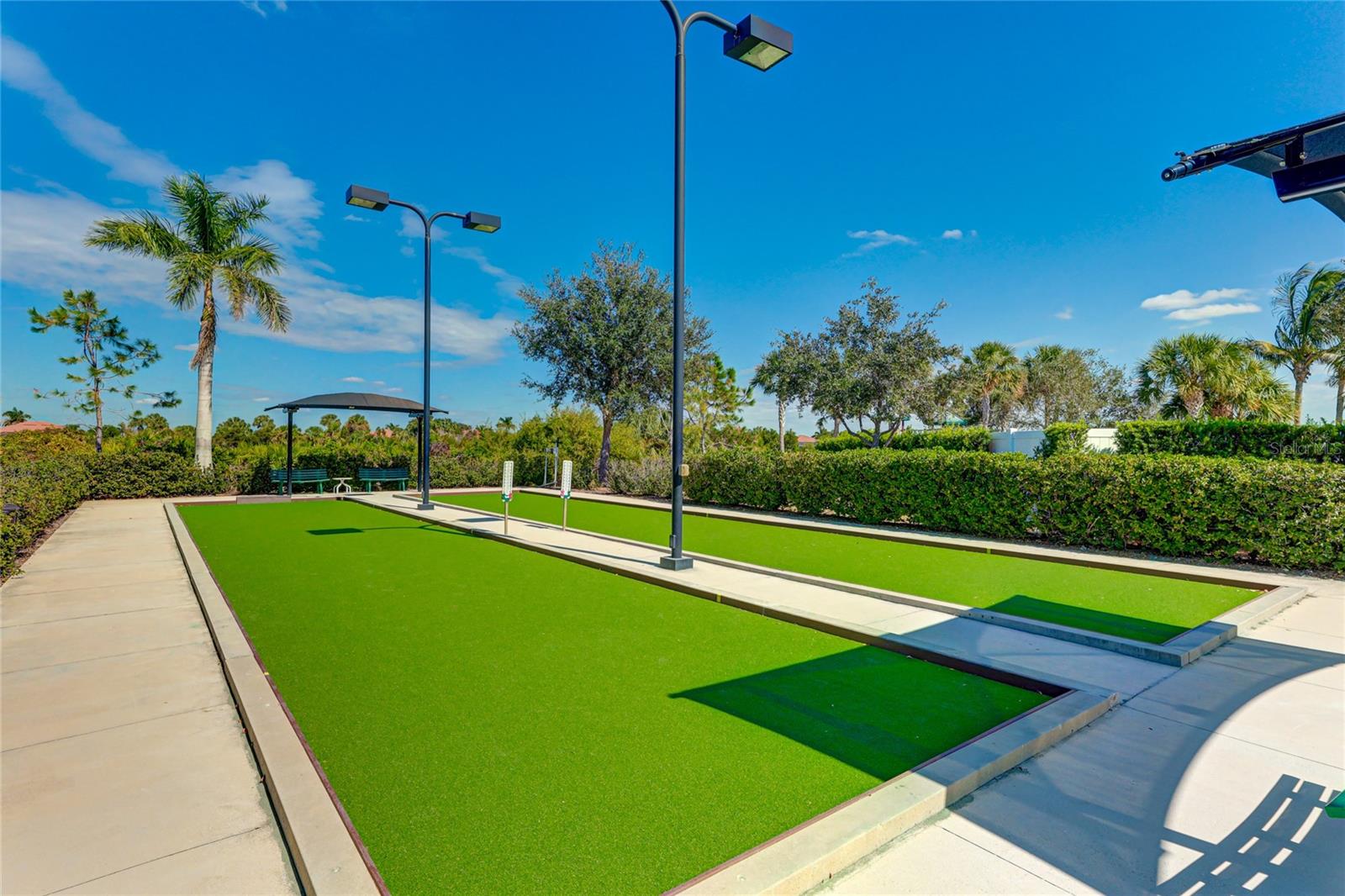 SARASOTA NATIONAL - Residential