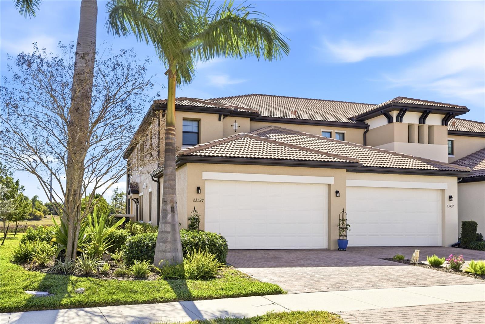 SARASOTA NATIONAL - Residential