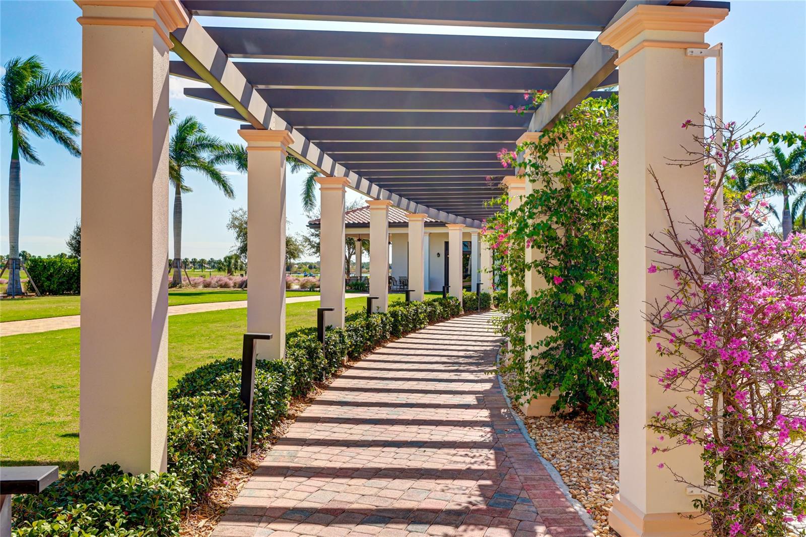 SARASOTA NATIONAL - Residential