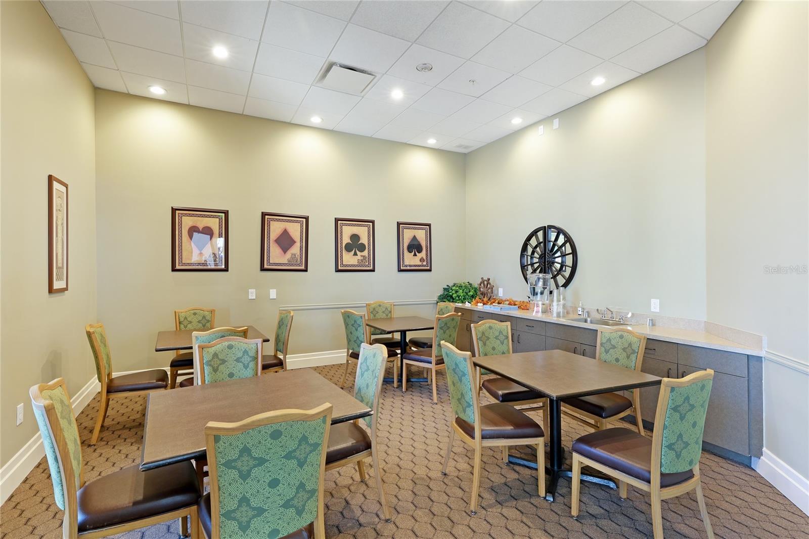 SARASOTA NATIONAL - Residential