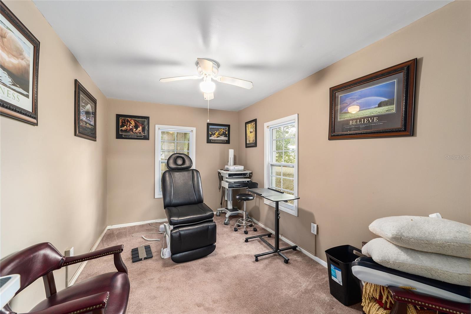 LADY LAKE - Residential