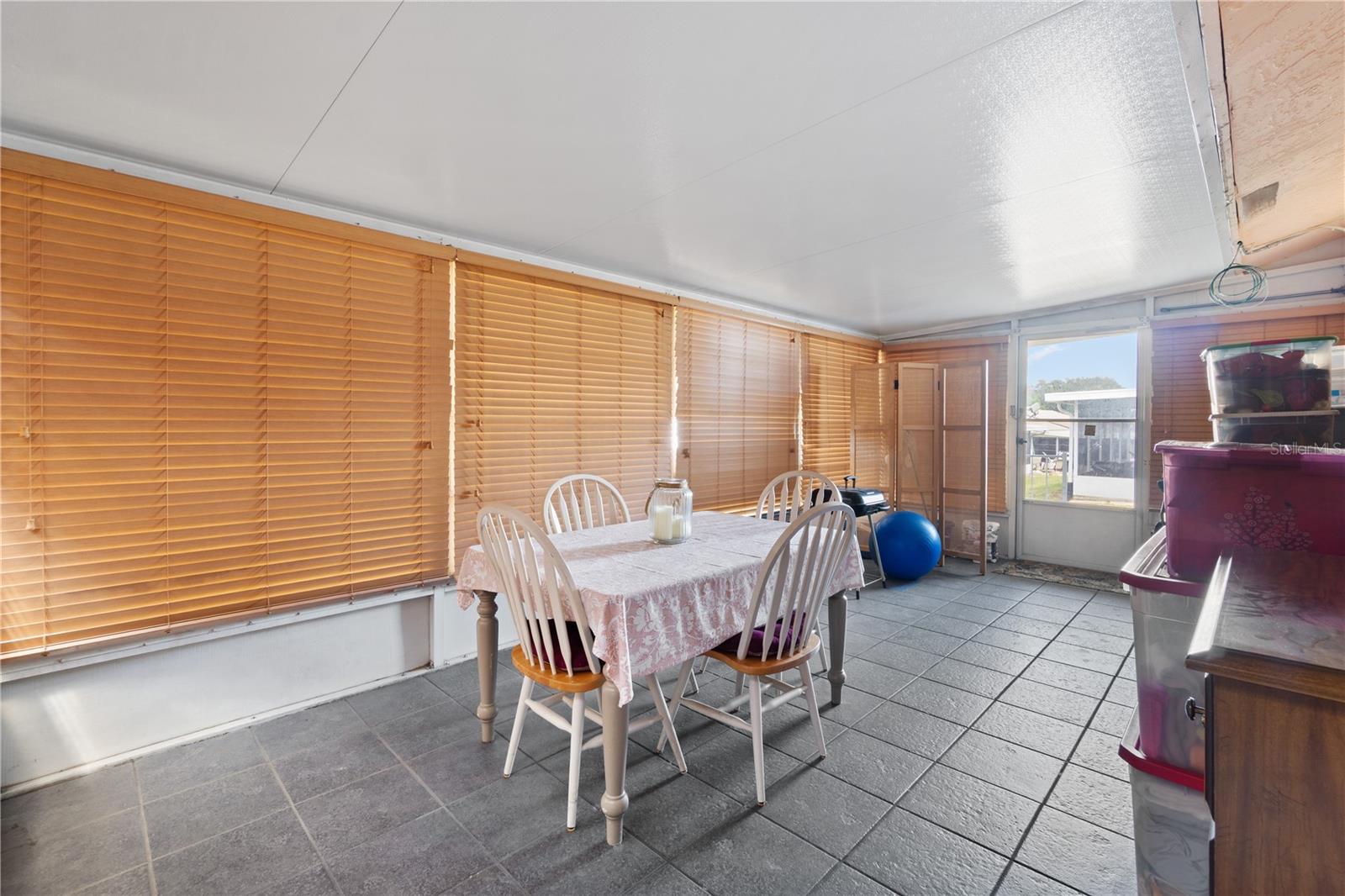 TAVARES RIDGE CONDOMINIUM - Residential