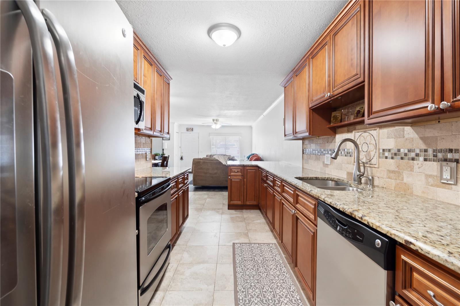 TAVARES RIDGE CONDOMINIUM - Residential