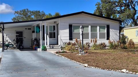 Photo of 25039 Pine Hill, Leesburg, FL 34748 (MLS # G5108806)
