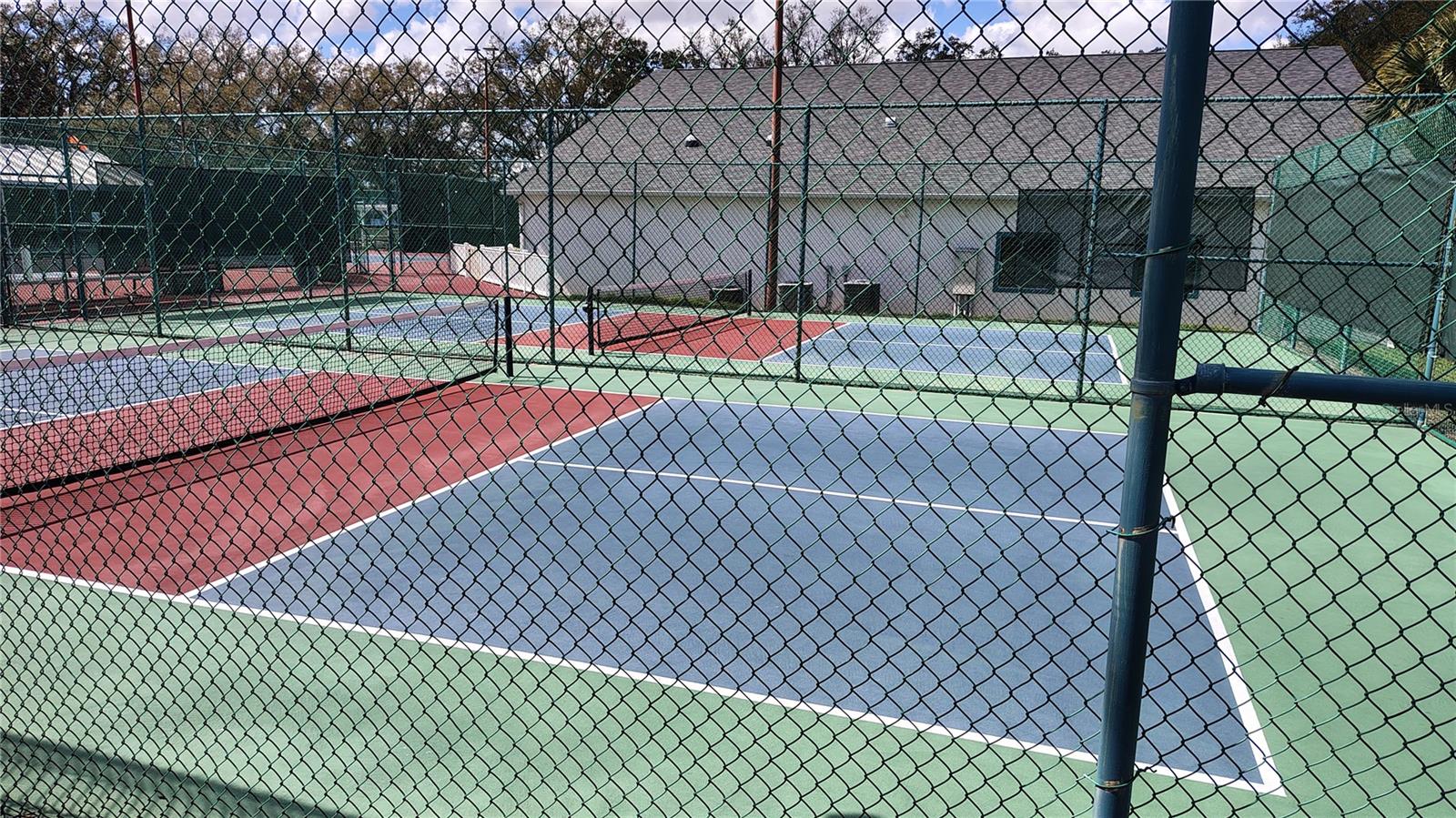 PLANTATION AT LEESBURG - Residential