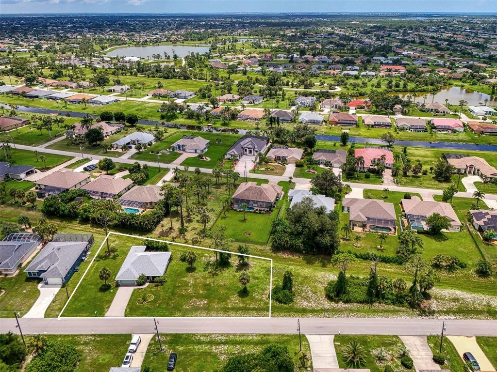 Photo of 123 Albatross Road, Rotonda West, FL 33947 (MLS # C7513768)