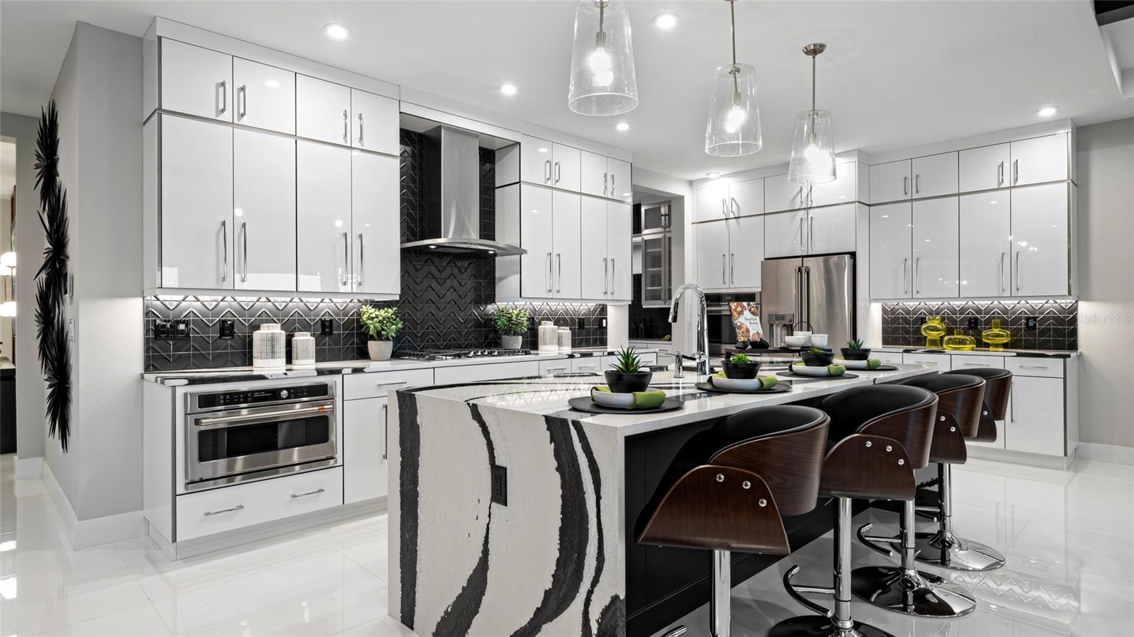 14448 WOODLAND PRESERVE TRAIL
