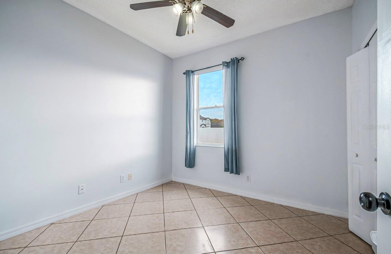 EMERALD POINTE - Residential