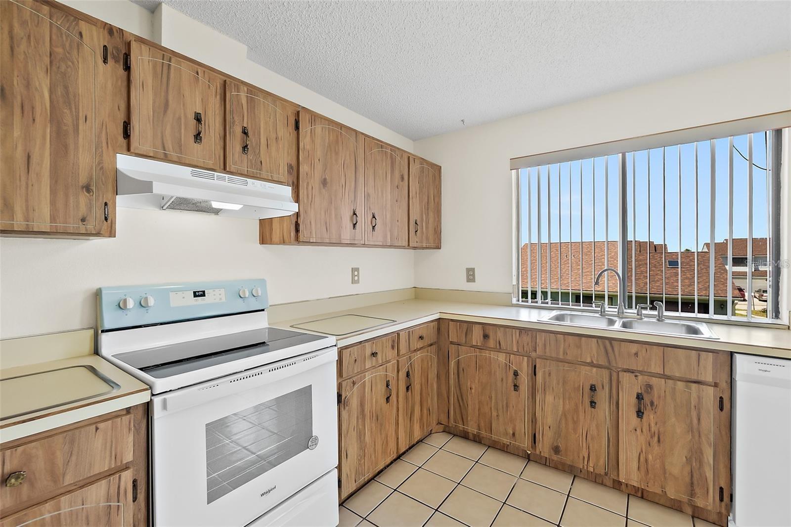 OCEAN SONG SUB - Residential Lease